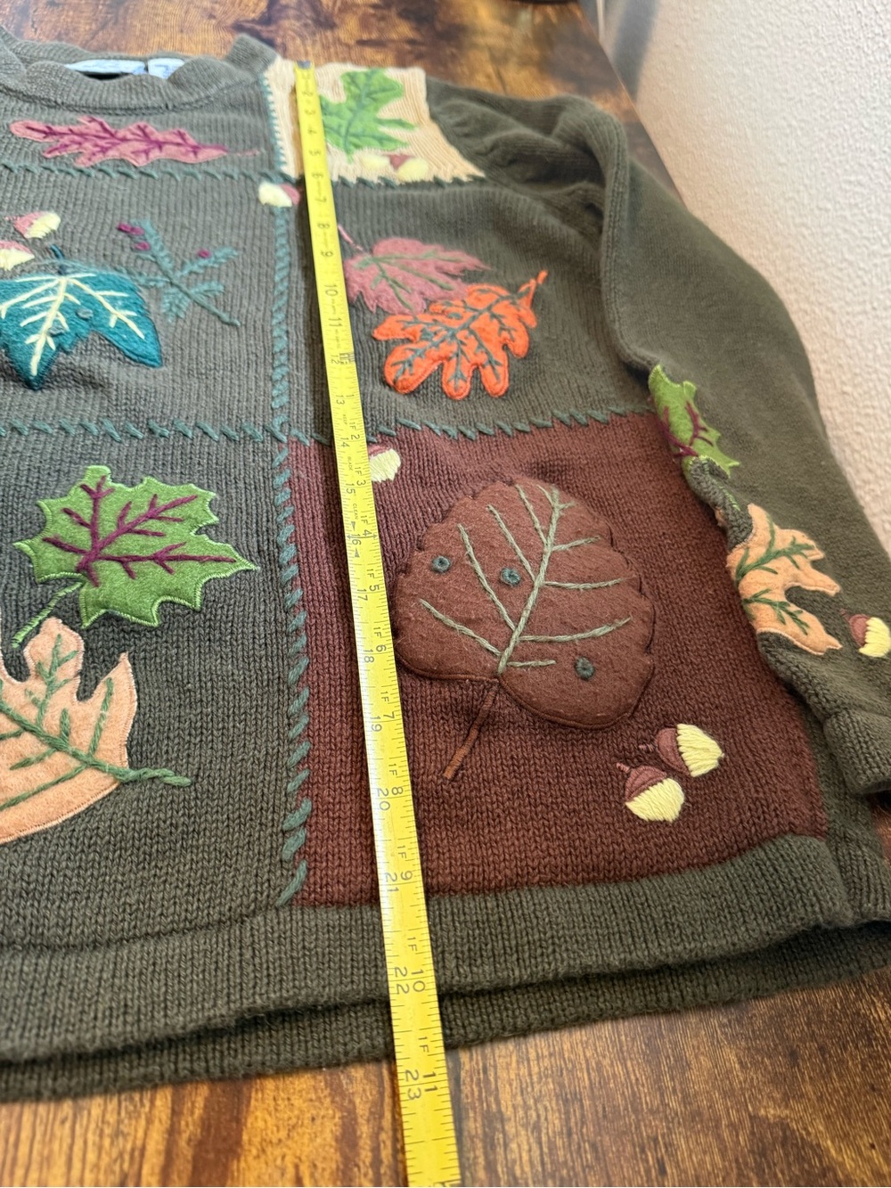 Bobbie Brooks Olive Green Patchwork Leaf Appliqué Crewneck Sweater - Picture 6 of 9